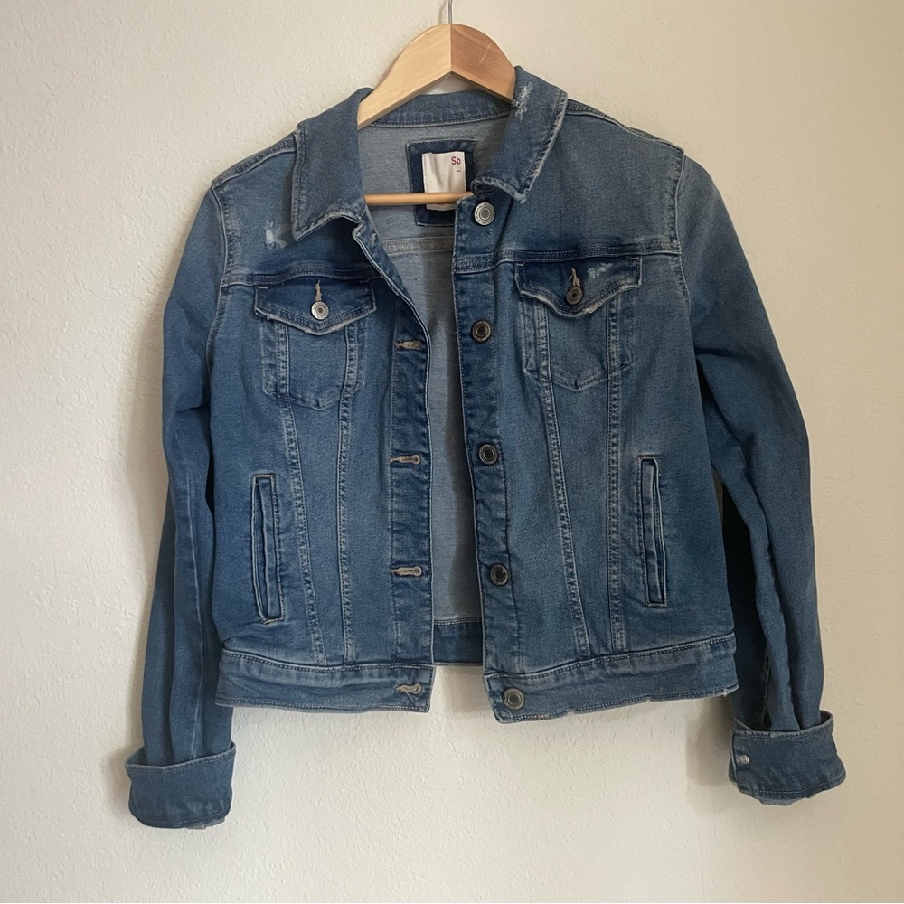 NWOT SO Lightly Distressed Denim Jacket - Blue